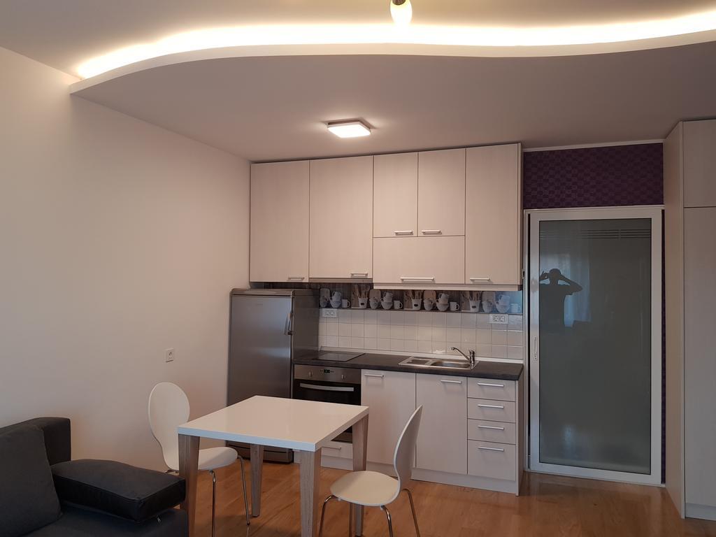 Sara - Modern Apartment In The City Center Novi Sad Exterior foto