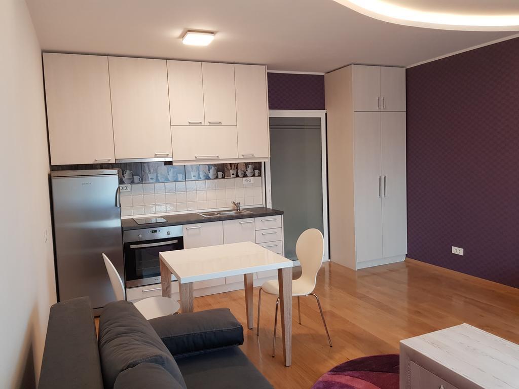 Sara - Modern Apartment In The City Center Novi Sad Exterior foto